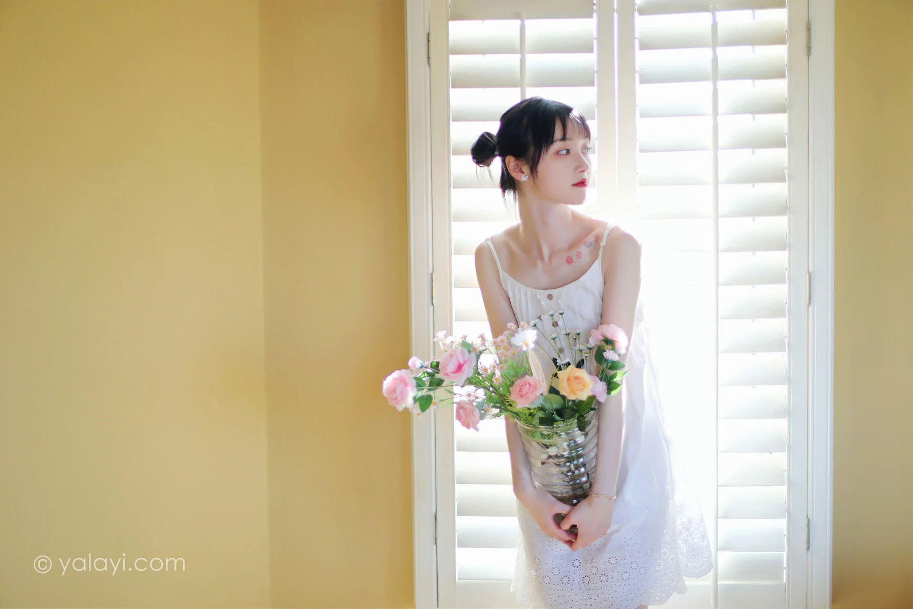 YALAYI 雅拉伊 Vol.896   京京 光影零乱 - 42