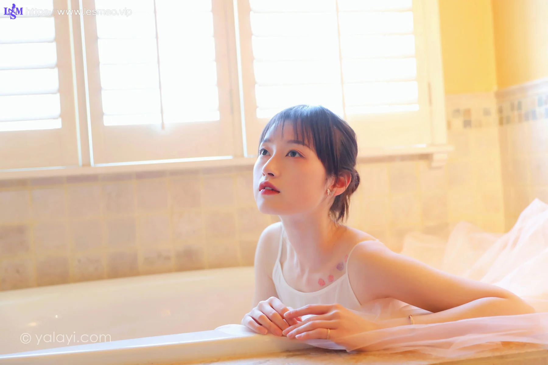 YALAYI 雅拉伊 Vol.899   京京 不是风景 - 14