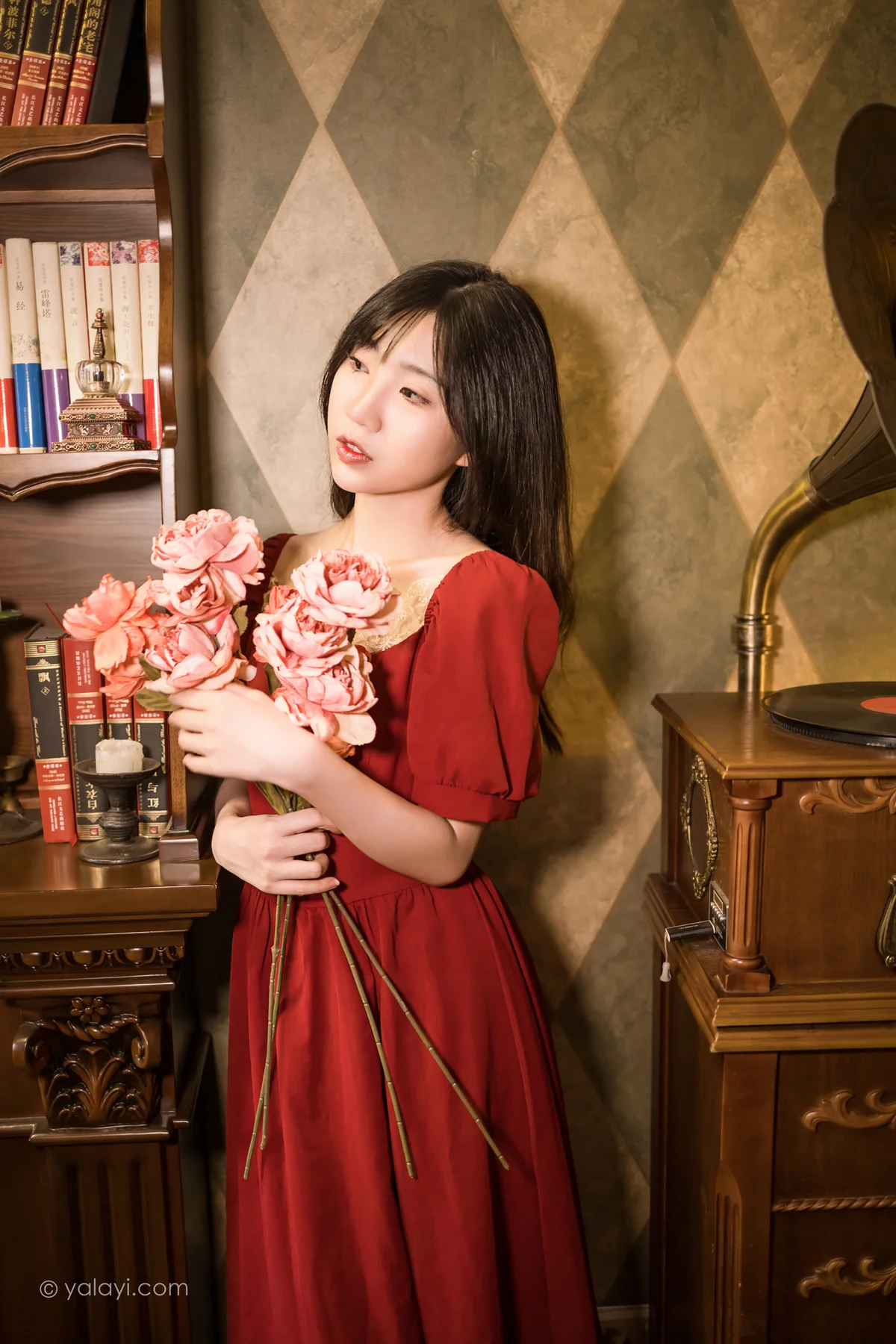 YALAYI 雅拉伊 Vol.913  小乔 永不凋零 - 27
