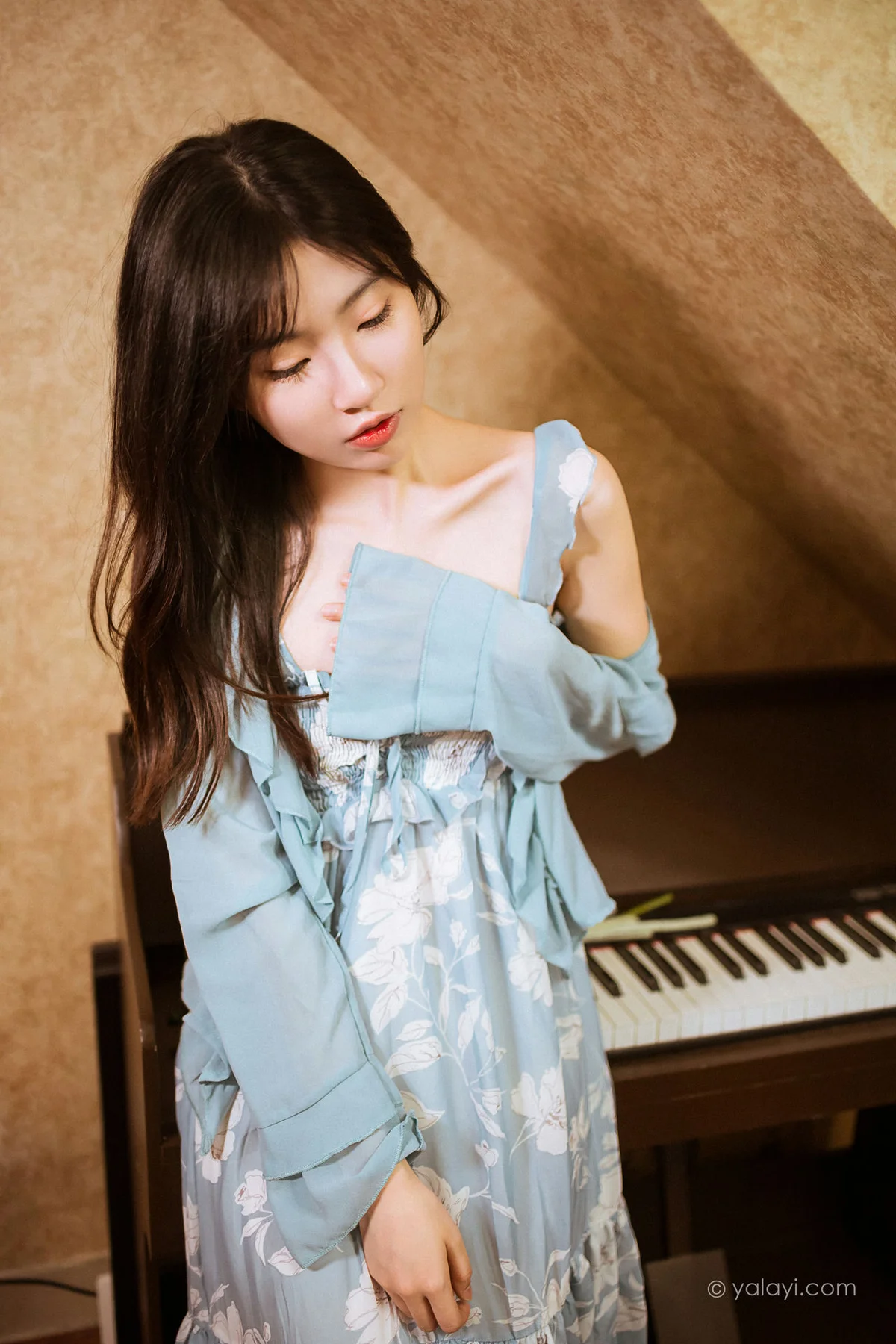 YALAYI 雅拉伊 Vol.922  小乔  一去不复返 - 24