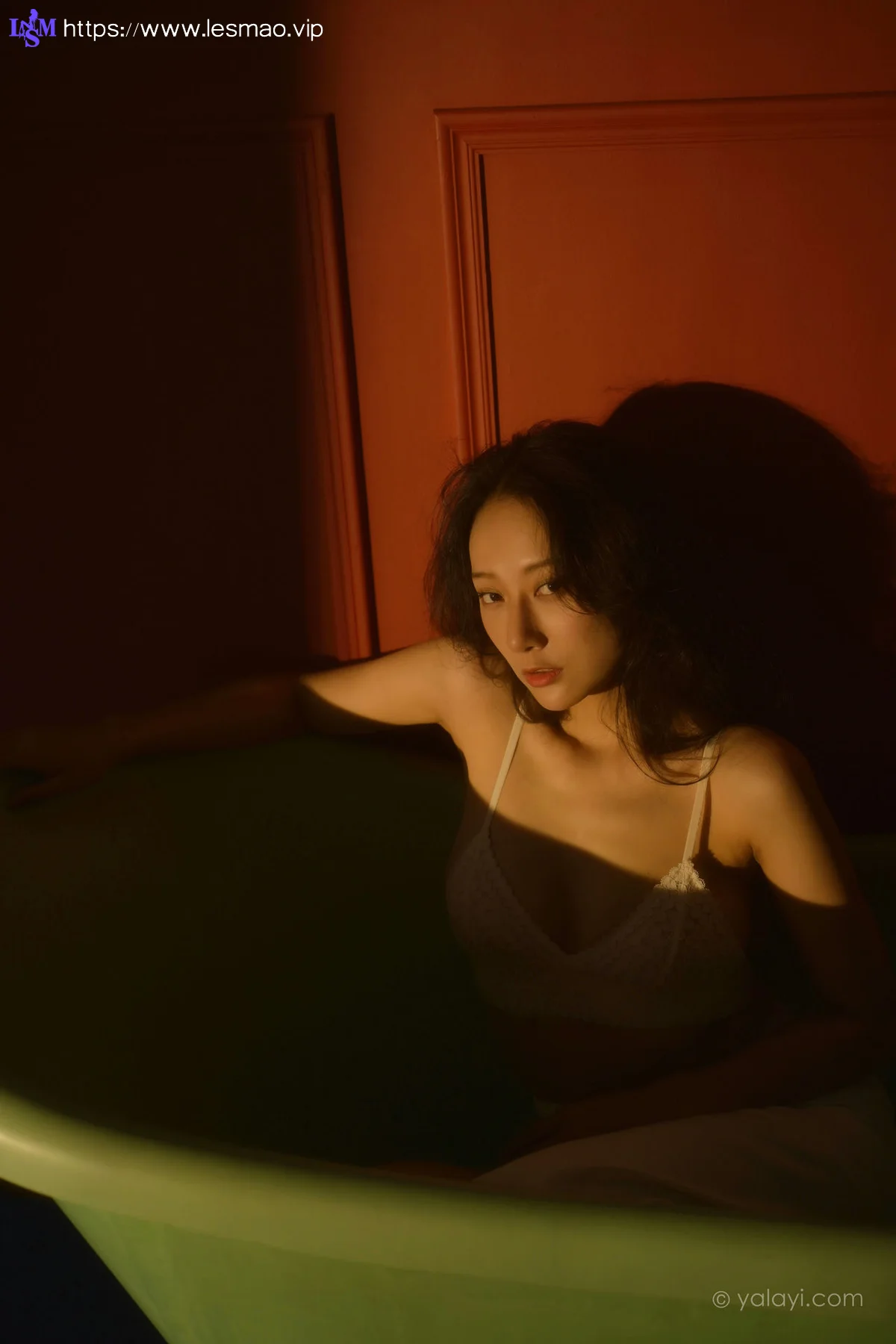 YALAYI 雅拉伊 Vol.936  何嘉颖 她是谁 - 49