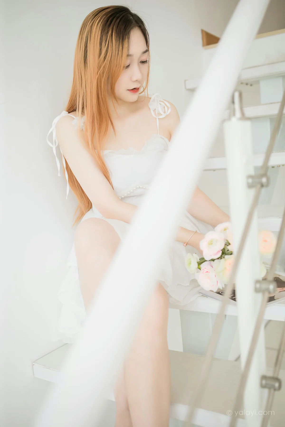 YALAYI 雅拉伊 Vol.947  夜夜 白衣丽人 - 24