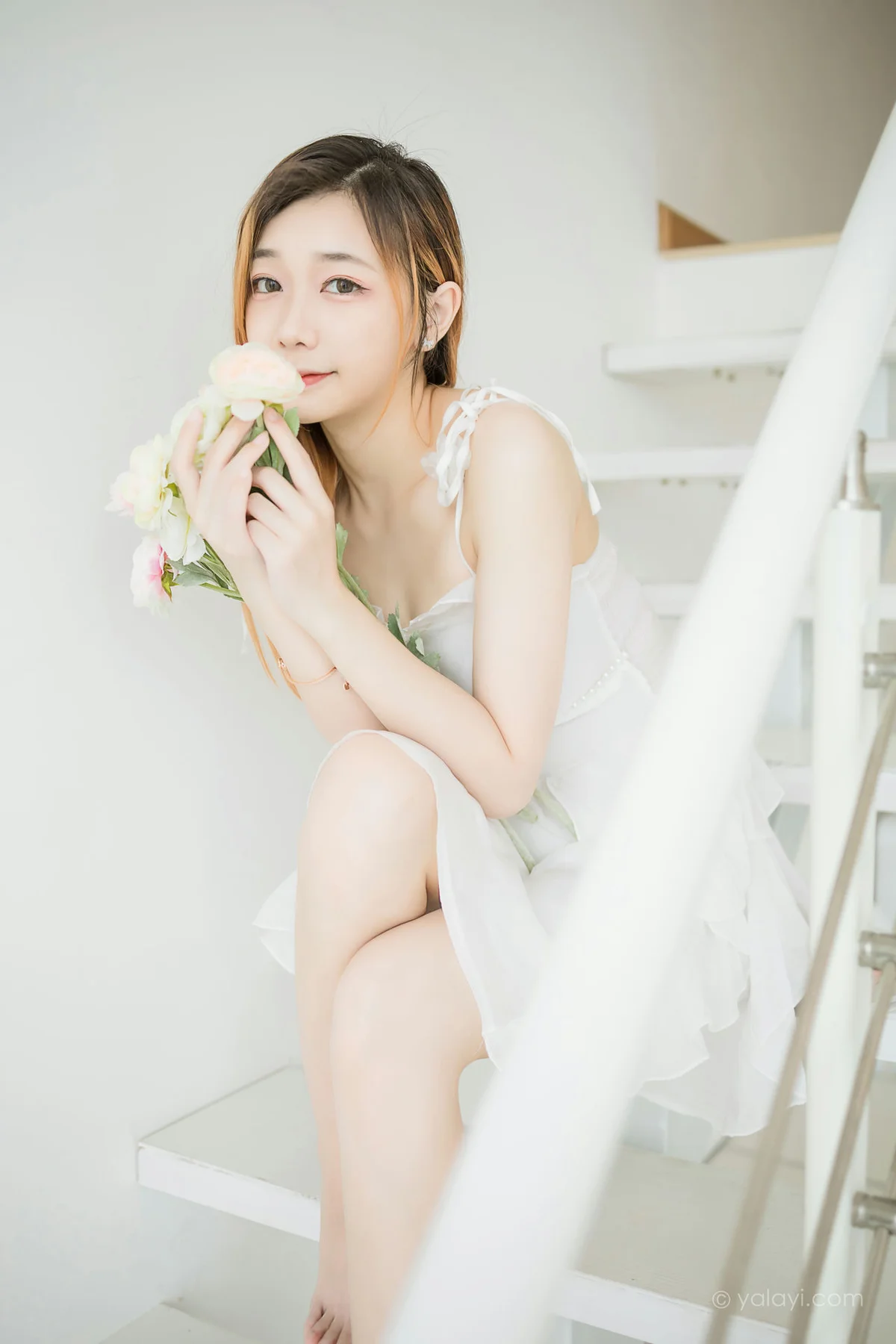 YALAYI 雅拉伊 Vol.947  夜夜 白衣丽人 - 33