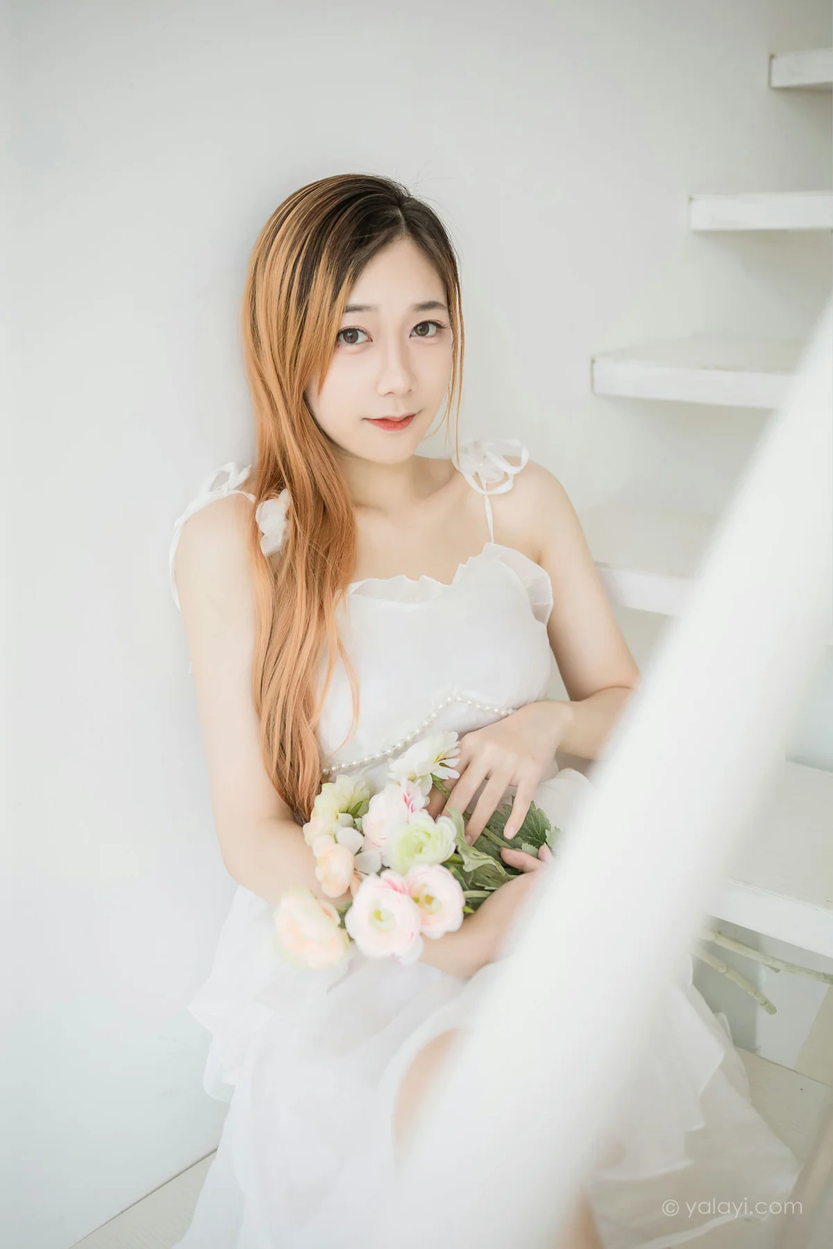 YALAYI 雅拉伊 Vol.947  夜夜 白衣丽人 - 38