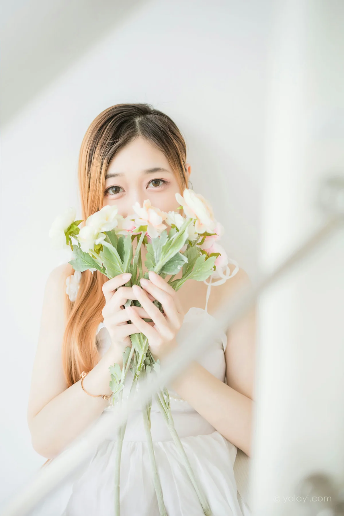 YALAYI 雅拉伊 Vol.947  夜夜 白衣丽人 - 39