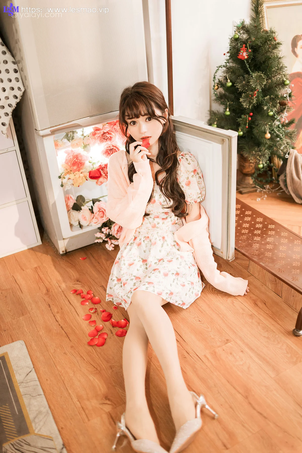 YALAYI 雅拉伊 Vol.953  小亭 第一眼就喜欢上你 - 18