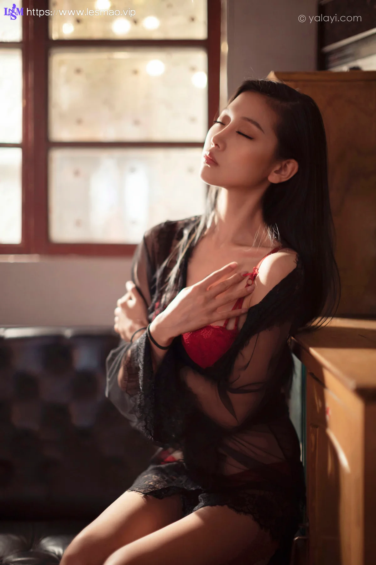 YALAYI 雅拉伊 Vol.959   图雅 一抹红色 - 44