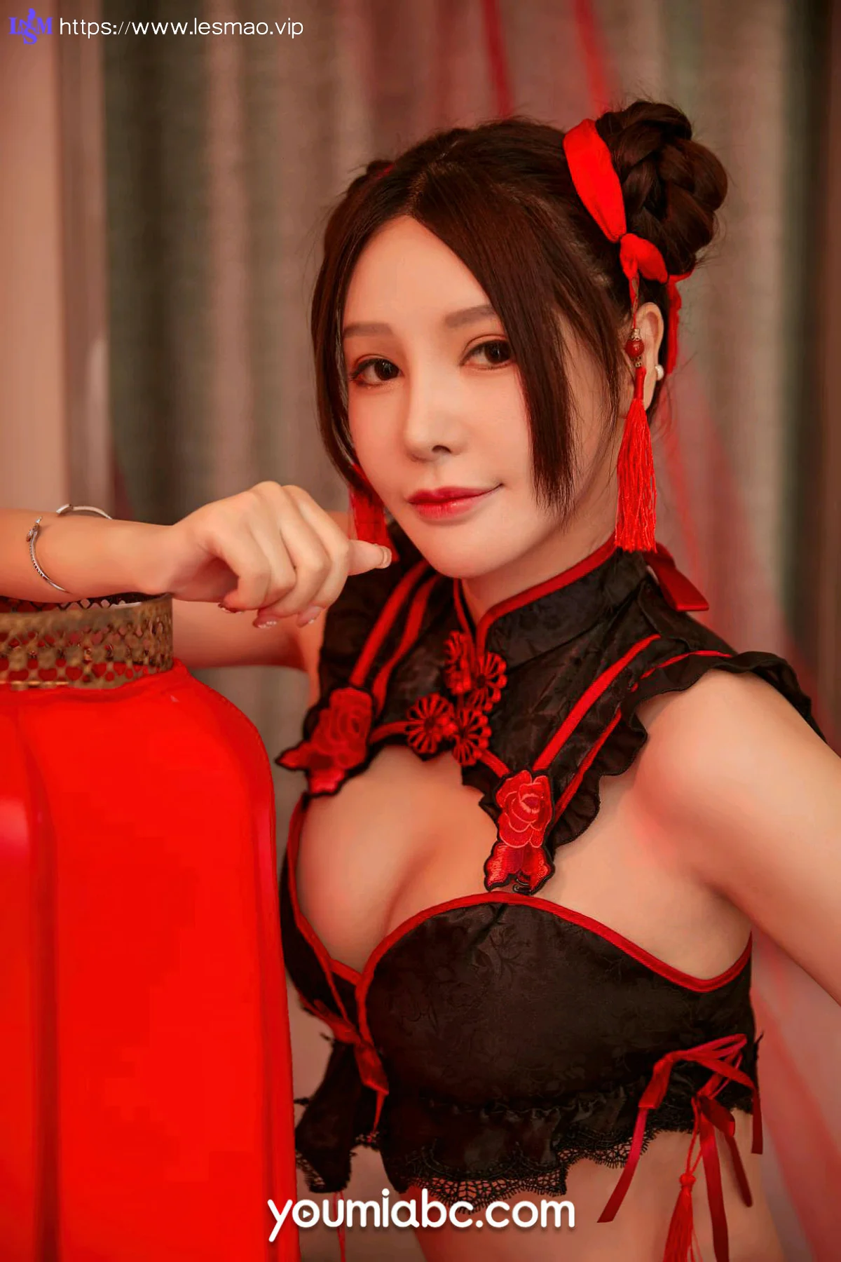 YOUMEI 尤美  2022-11-25-1 李多多 红唇网袜 - 37
