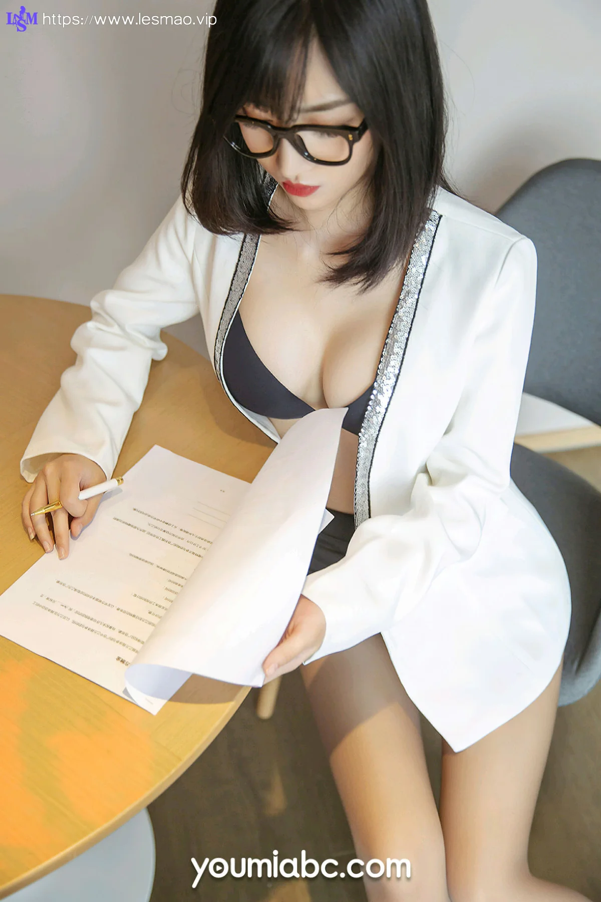 YOUMEI 尤美  2022-11-28-1 西门小玉 眼镜ol制服 - 6