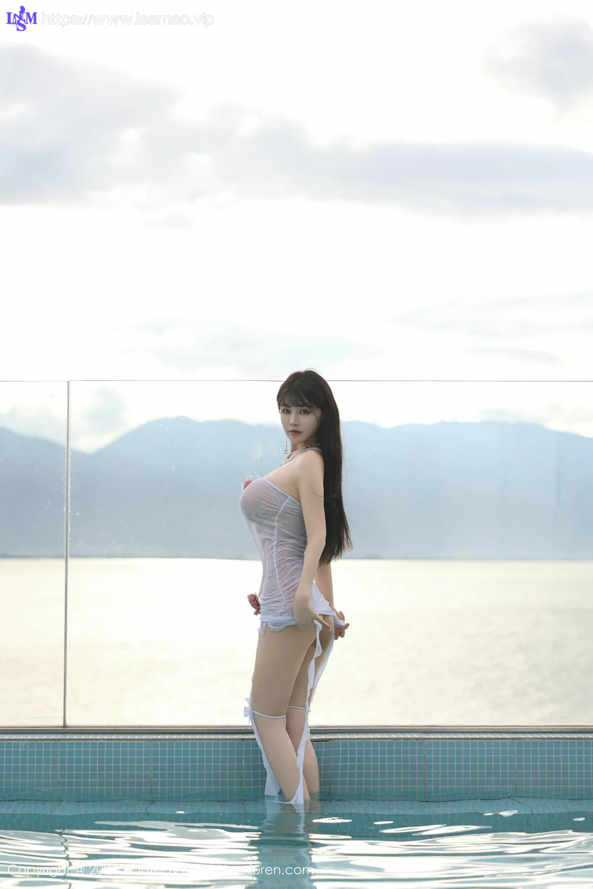 YOUMI 尤蜜荟 Vol.1097 心上可Flora 白色轻透连衣短裙 - 31