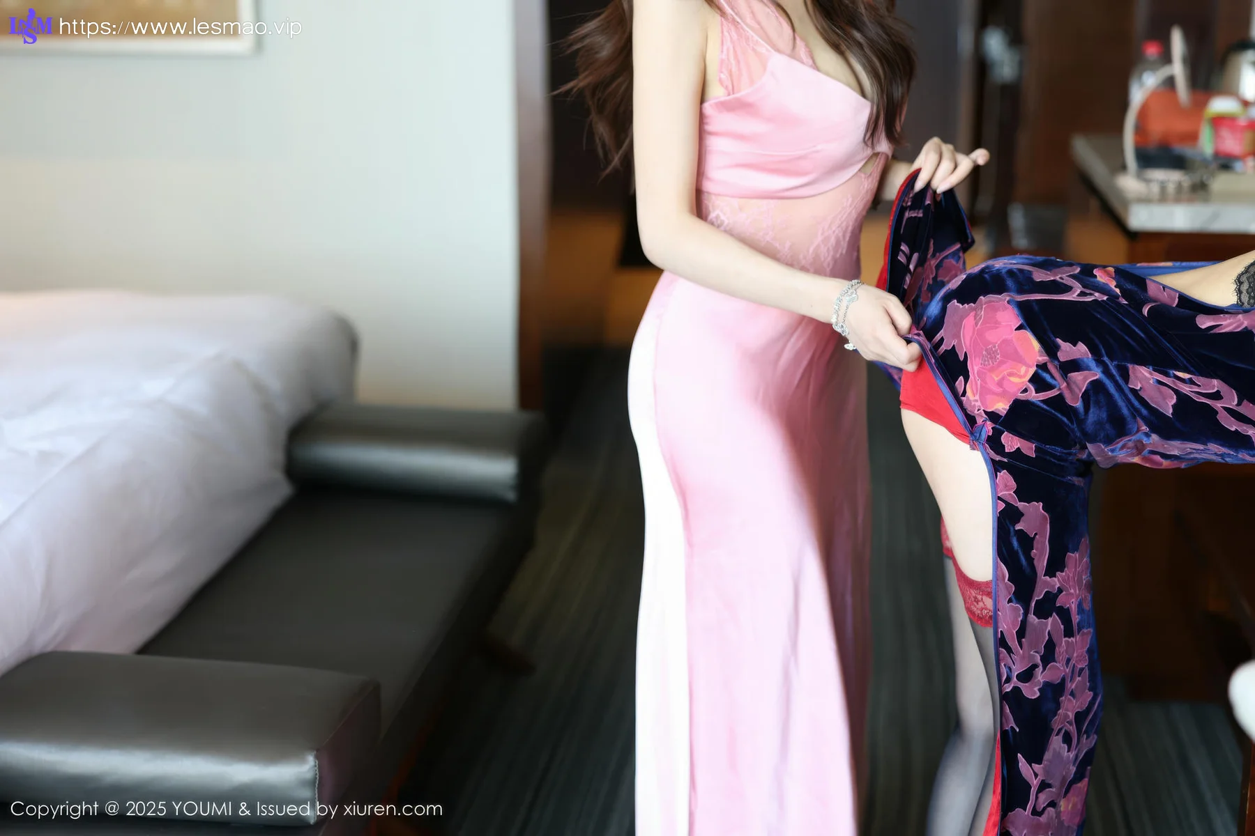 YOUMI 尤蜜荟 Vol.1158 桃桃夭夭twins 性感花色旗袍 - 31