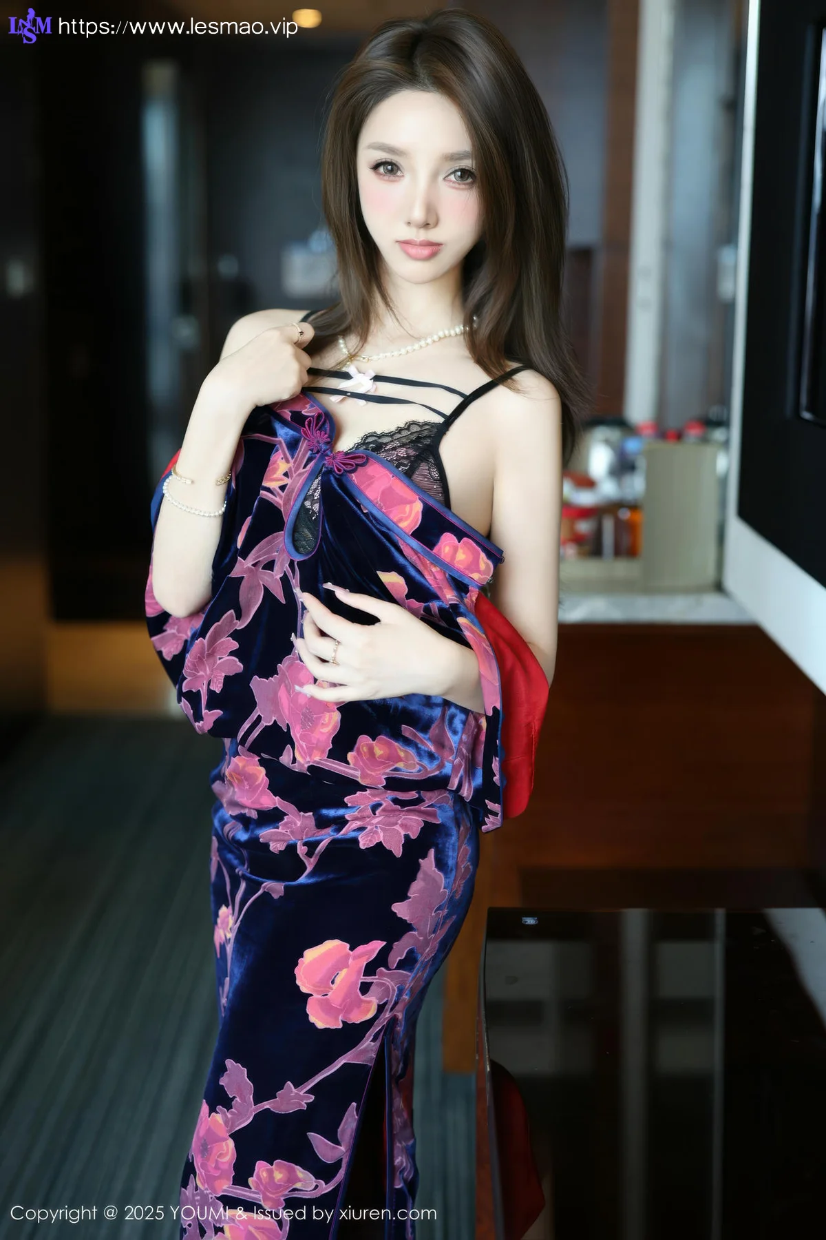 YOUMI 尤蜜荟 Vol.1158 桃桃夭夭twins 性感花色旗袍 - 35