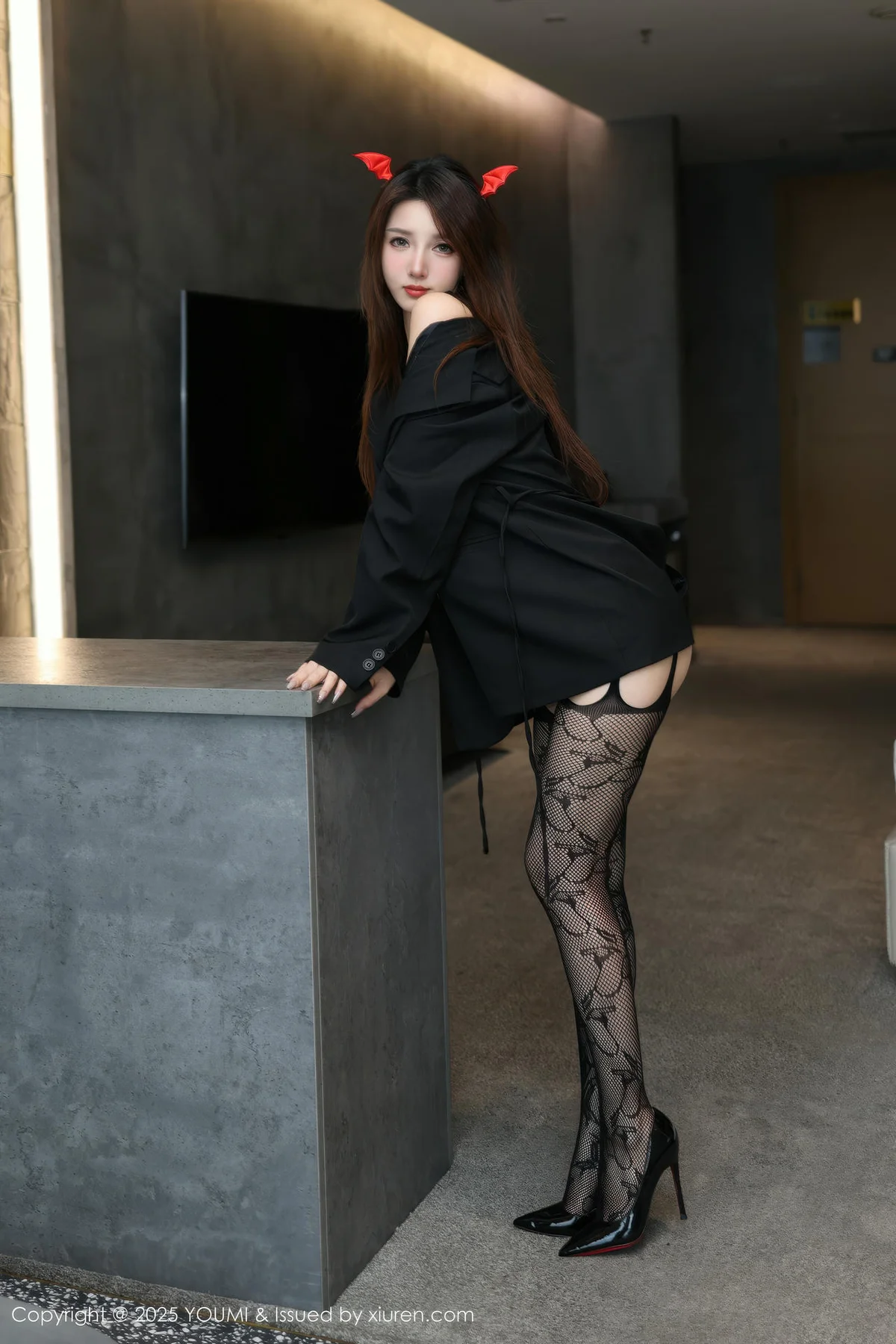 YOUMI 尤蜜荟 Vol.1176 桃桃·夭夭twins 捆绑黑色情趣服饰 - 12