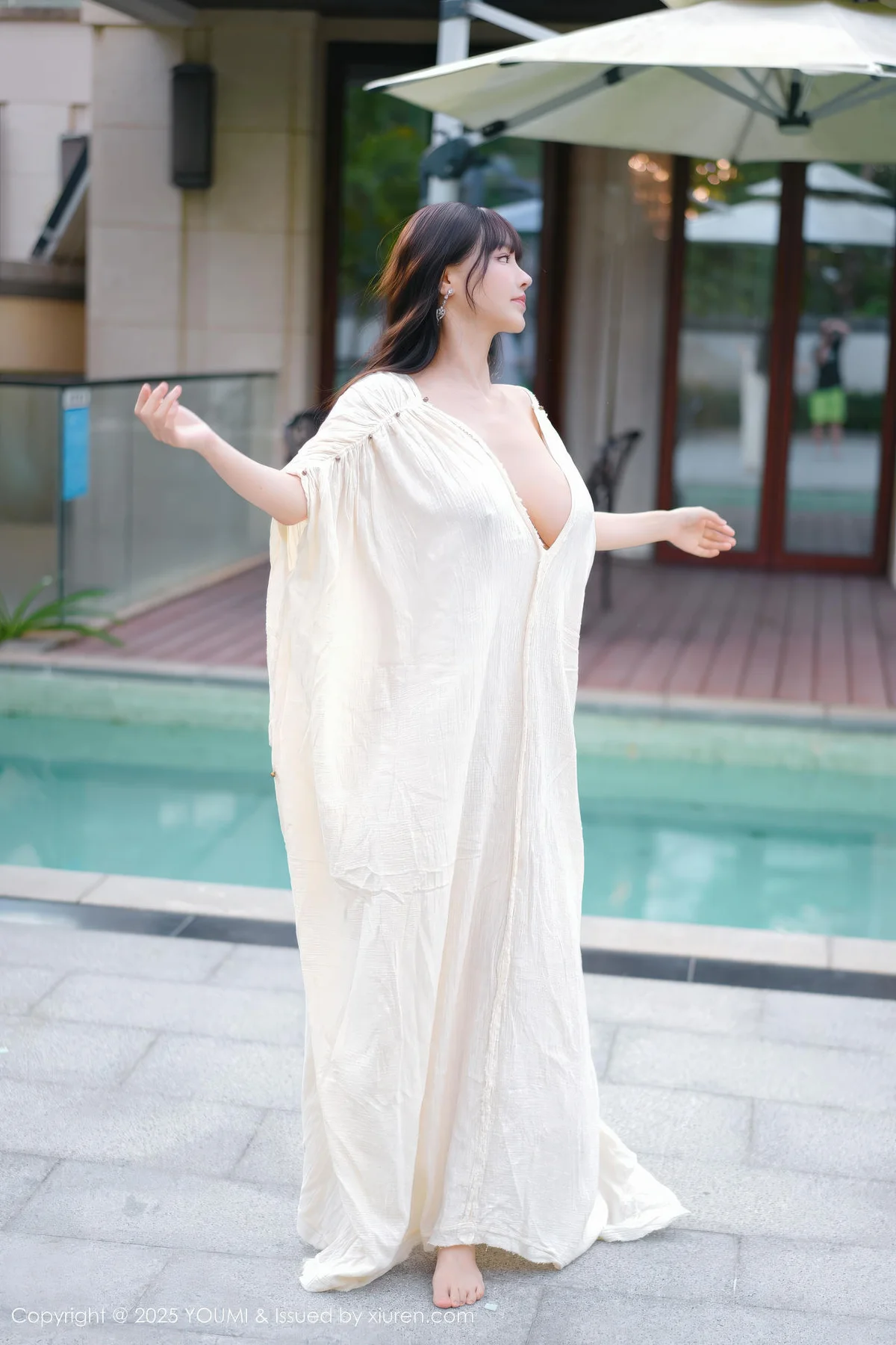 YOUMI 尤蜜荟 Vol.1185 心上可Flora 童颜巨乳浅色浴袍 - 3