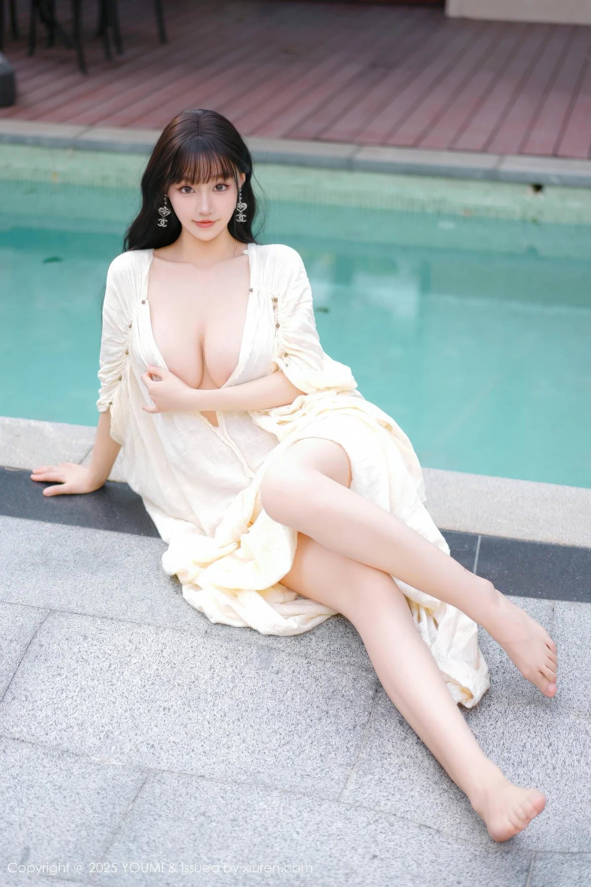 YOUMI 尤蜜荟 Vol.1185 心上可Flora 童颜巨乳浅色浴袍 - 32