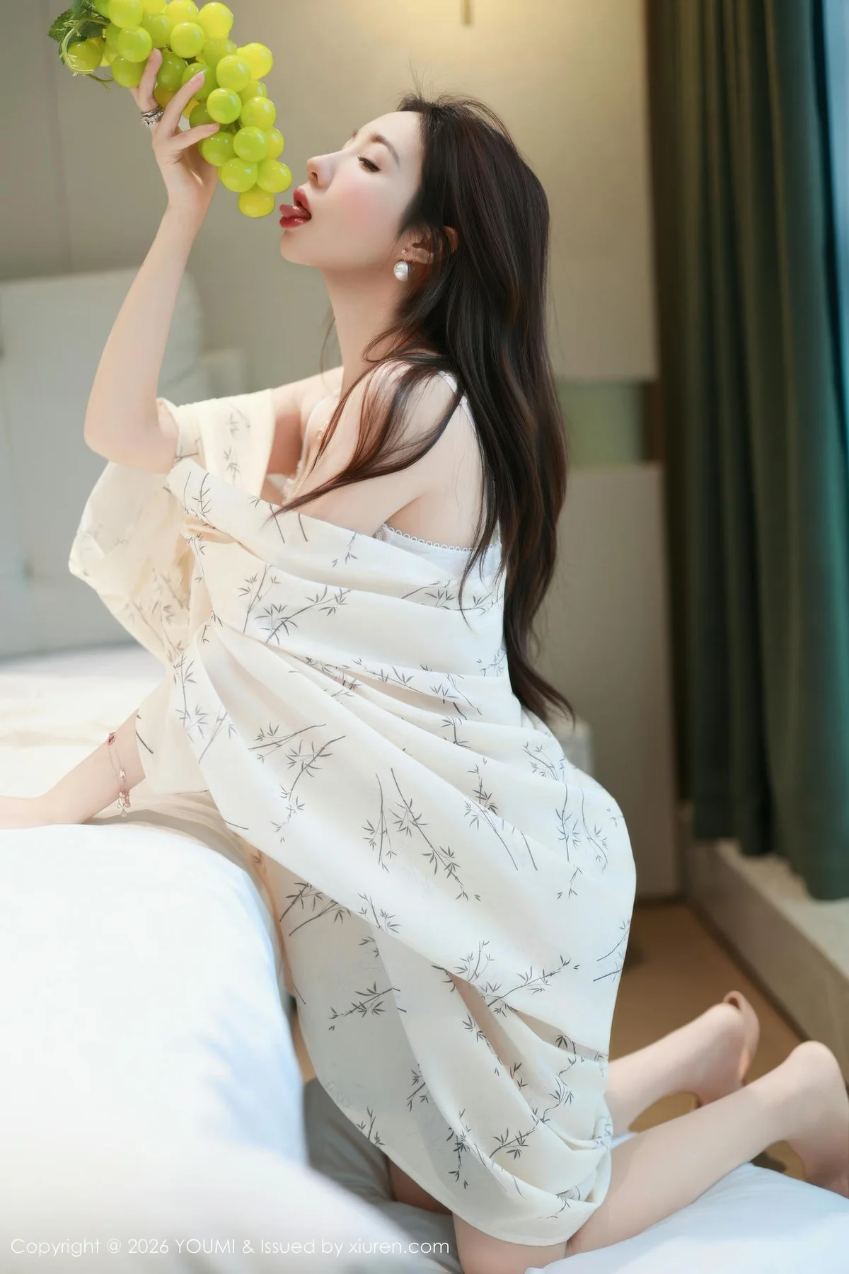 YOUMI 尤蜜荟 Vol.1201 Twins桃桃 白色蕾丝内衣 - 16