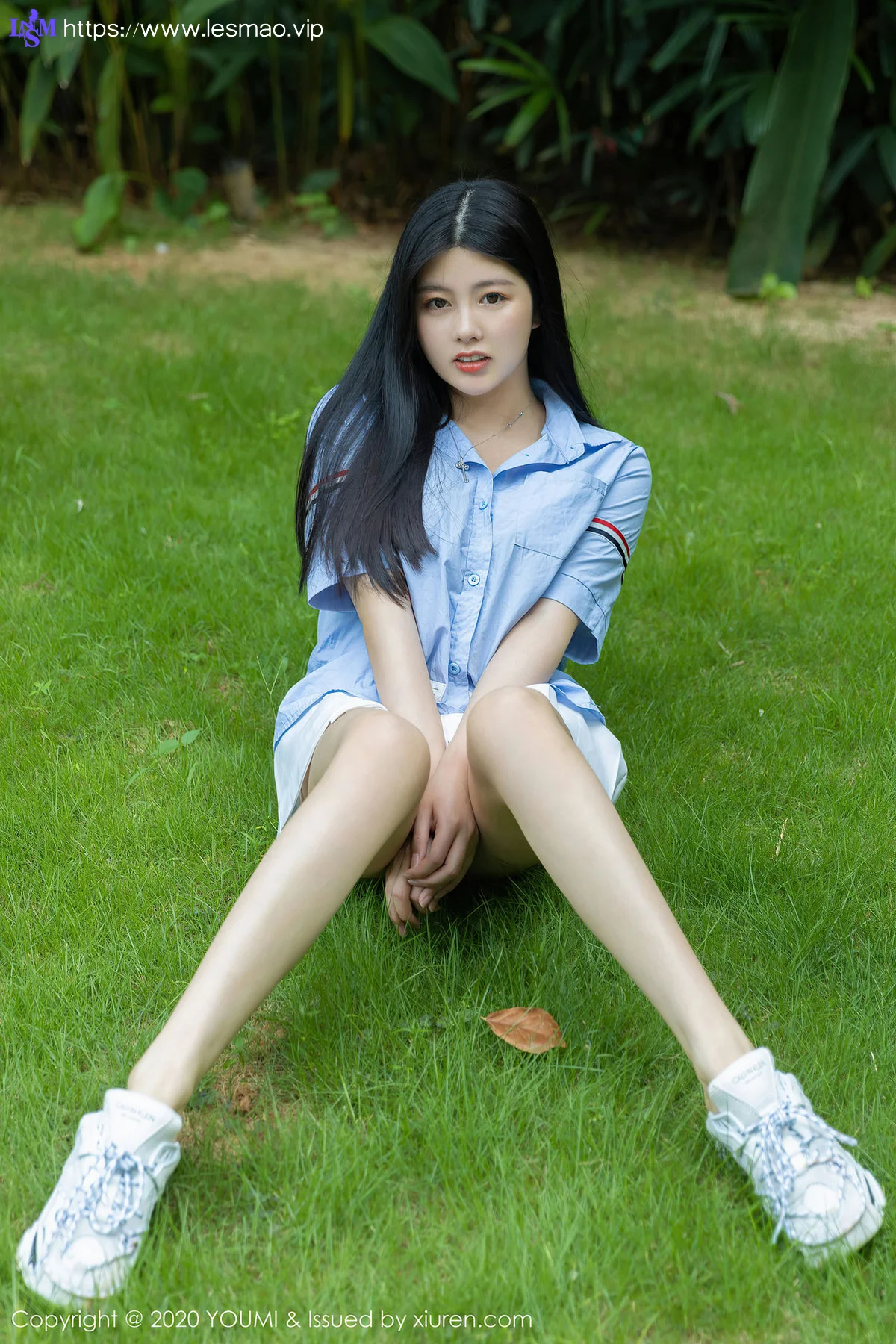 YOUMI 尤蜜荟 Vol.513 清纯校园风 娜露selena 三亚旅拍 - 15