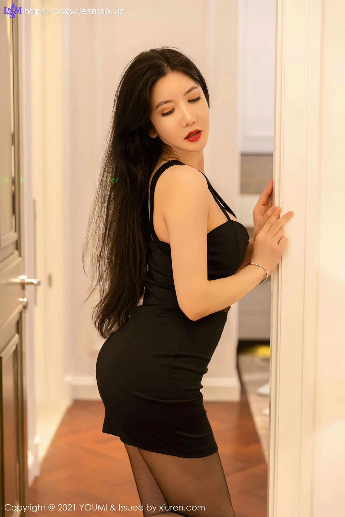 YOUMI 尤蜜荟 Vol.594 巨乳熟女 心研小公主 魅惑黑丝 - 47