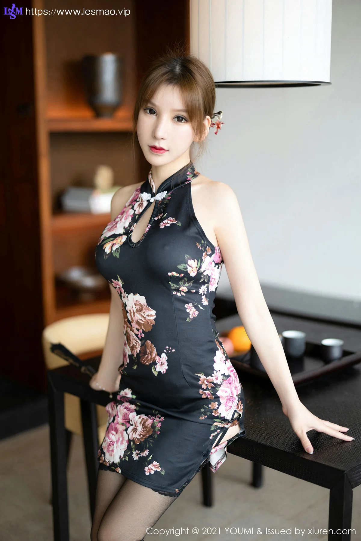 YOUMI 尤蜜荟 Vol.625 韵味的浪漫旗袍 周于希Sandy 厦门写真 - 1
