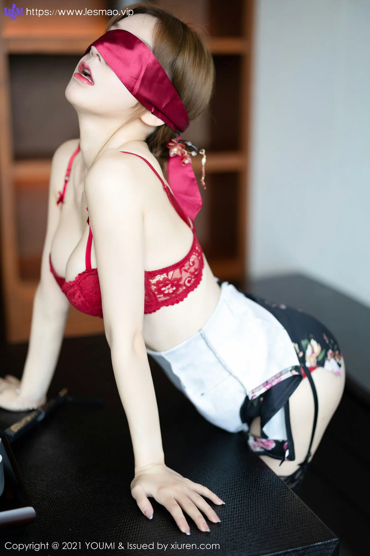 YOUMI 尤蜜荟 Vol.625 韵味的浪漫旗袍 周于希Sandy 厦门写真 - 34