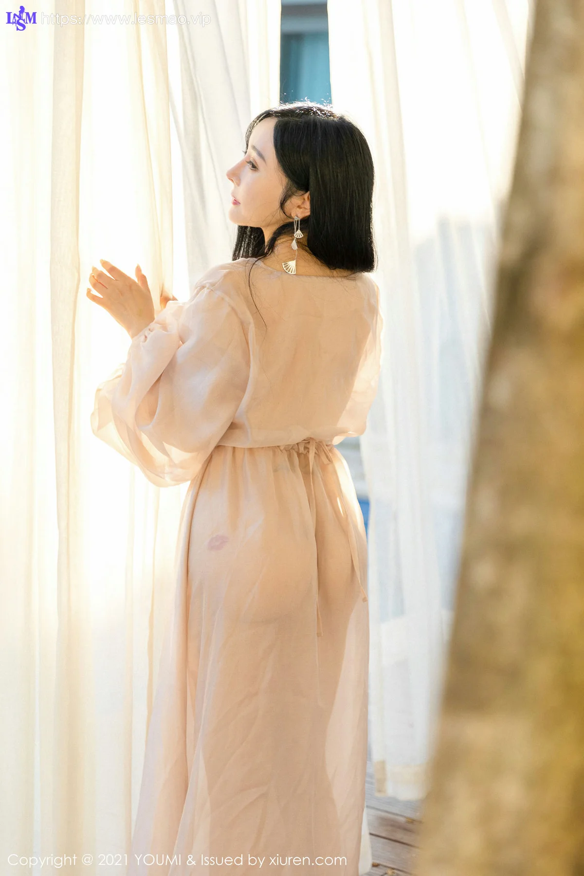 YOUMI 尤蜜荟 Vol.631 轻薄通透长裙 允爾 爆乳美胸三亚旅拍 - 18
