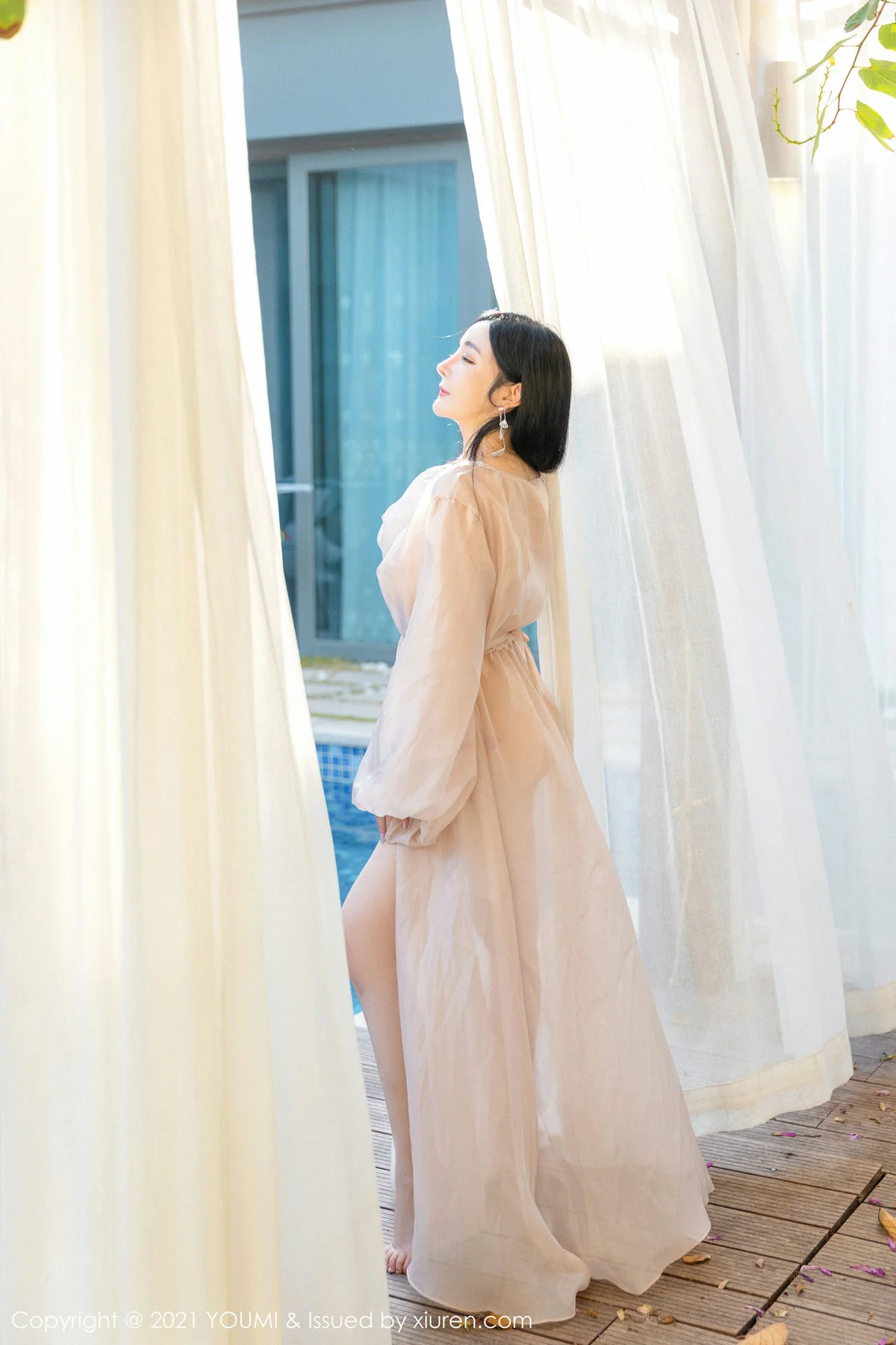 YOUMI 尤蜜荟 Vol.631 轻薄通透长裙 允爾 爆乳美胸三亚旅拍 - 31