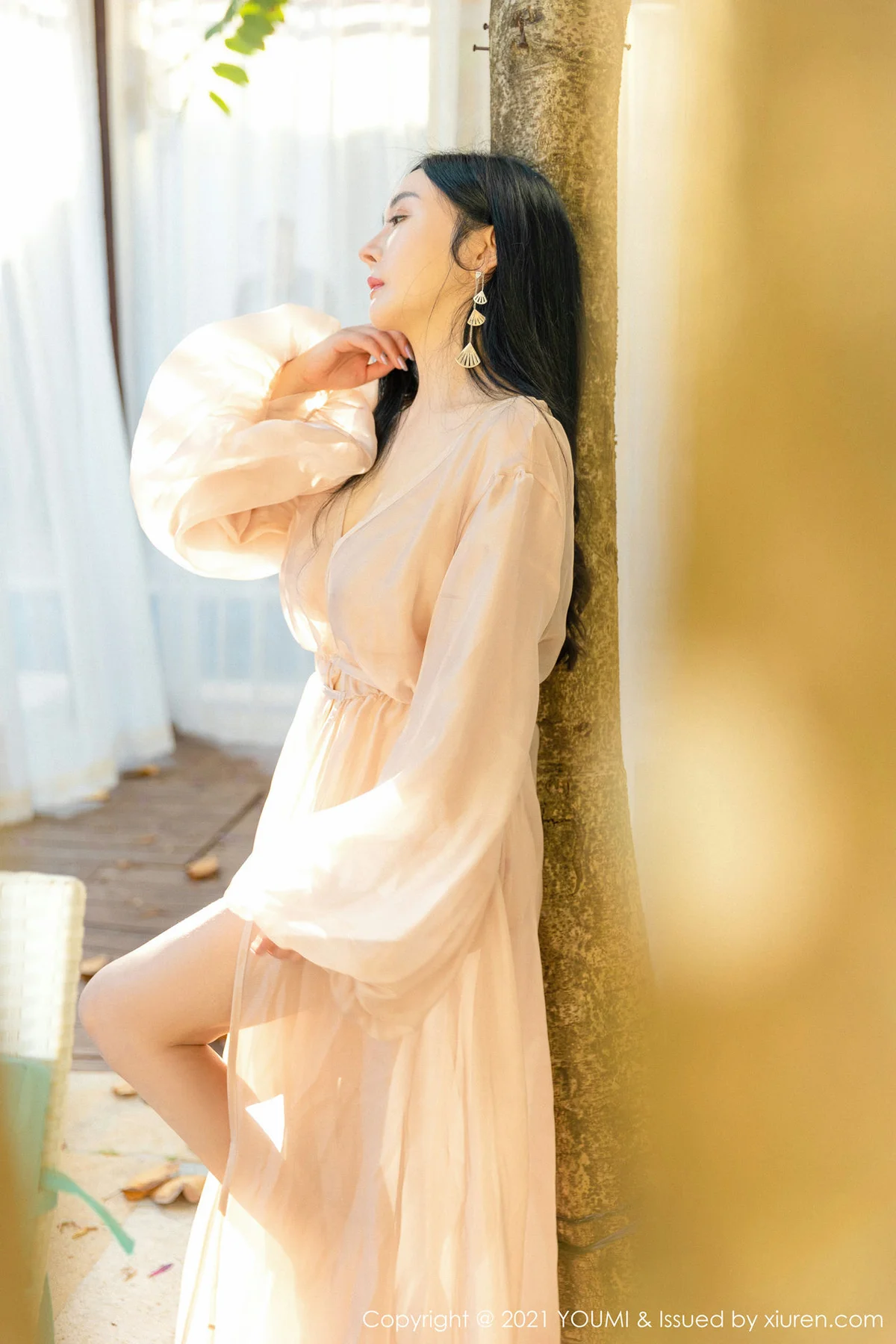 YOUMI 尤蜜荟 Vol.631 轻薄通透长裙 允爾 爆乳美胸三亚旅拍 - 41
