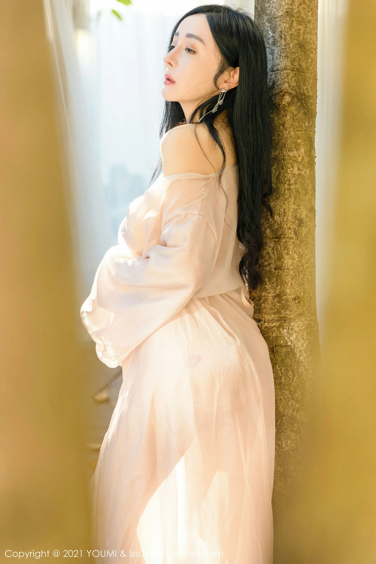 YOUMI 尤蜜荟 Vol.631 轻薄通透长裙 允爾 爆乳美胸三亚旅拍 - 44