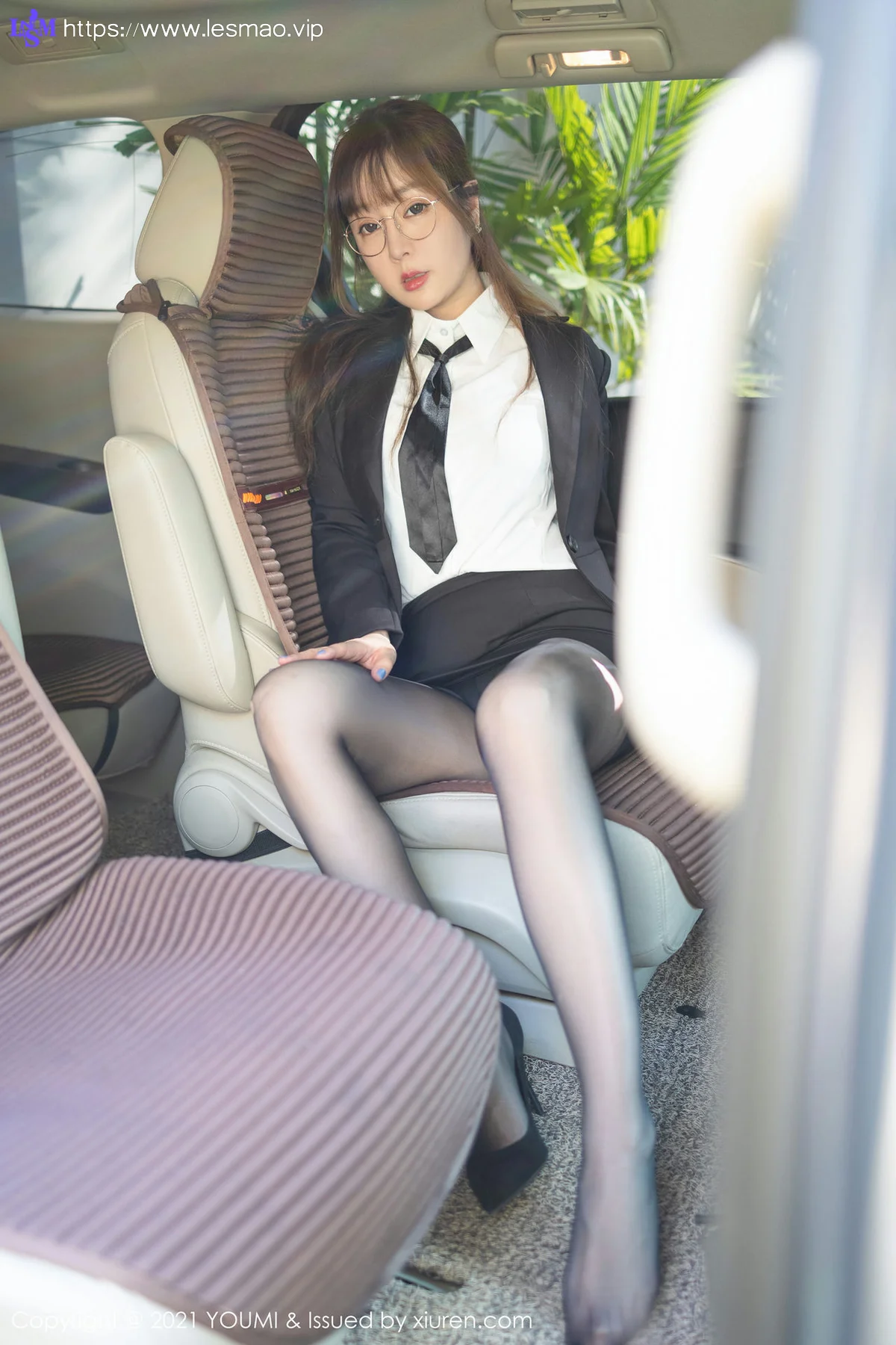 YOUMI 尤蜜荟 Vol.636  动感车拍 王雨纯 三亚旅拍2 - 23