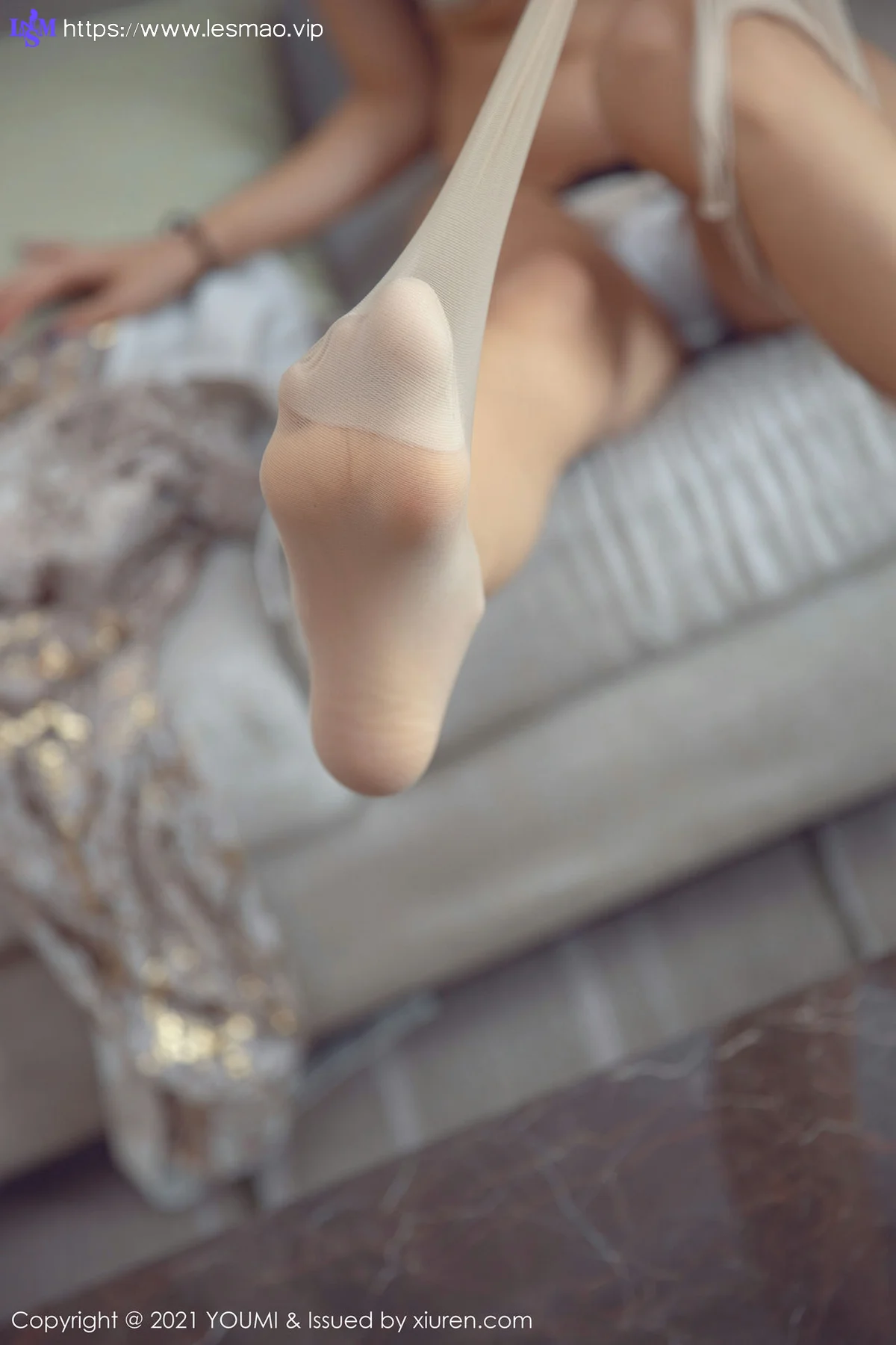 YOUMI 尤蜜荟 Vol.646  酥胸圆润美臀 蓝夏Akasha 性感写真33 - 40