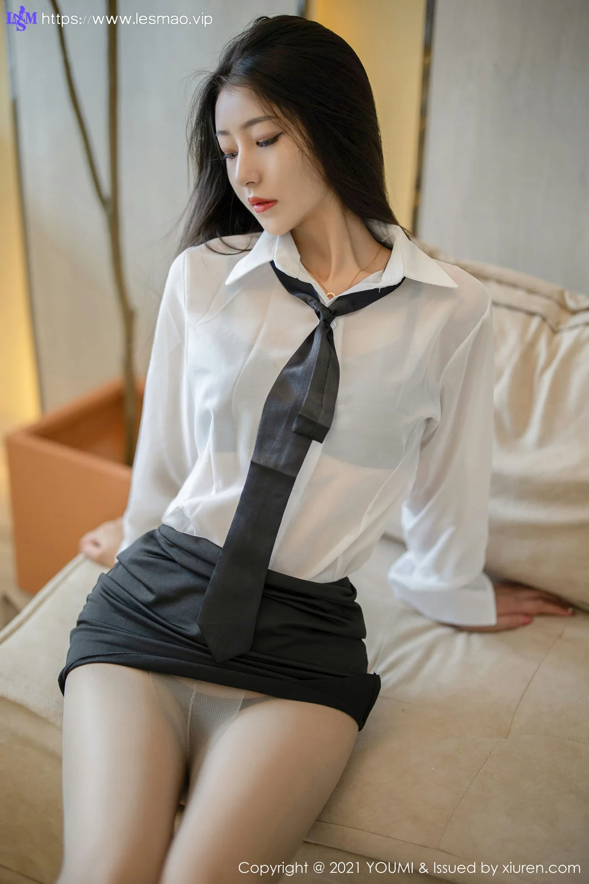 YOUMI 尤蜜荟 Vol.669  新人妹子 熊小诺  黑短裙OL - 16