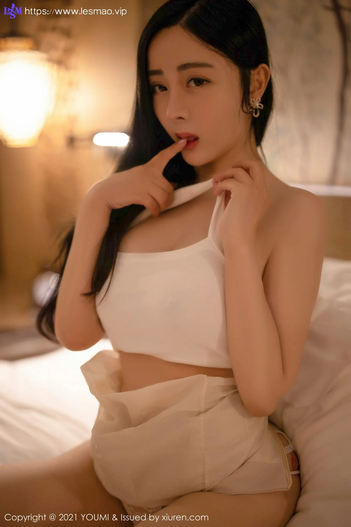 YOUMI 尤蜜荟 Vol.695 丰腴娇躯职业装 允爾 桂林旅拍 - 57