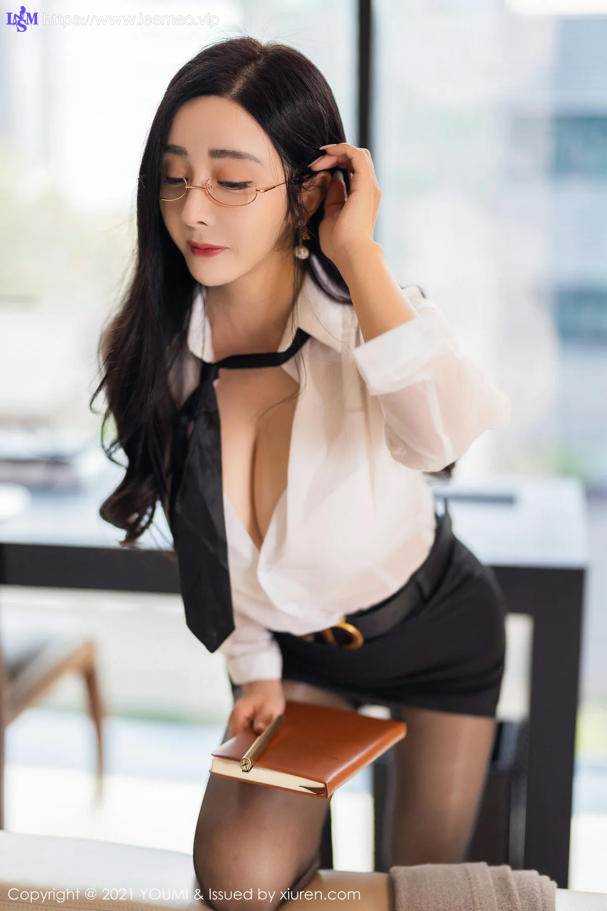 YOUMI 尤蜜荟 Vol.723 丰腴身姿 允爾 巨乳制服2 - 34