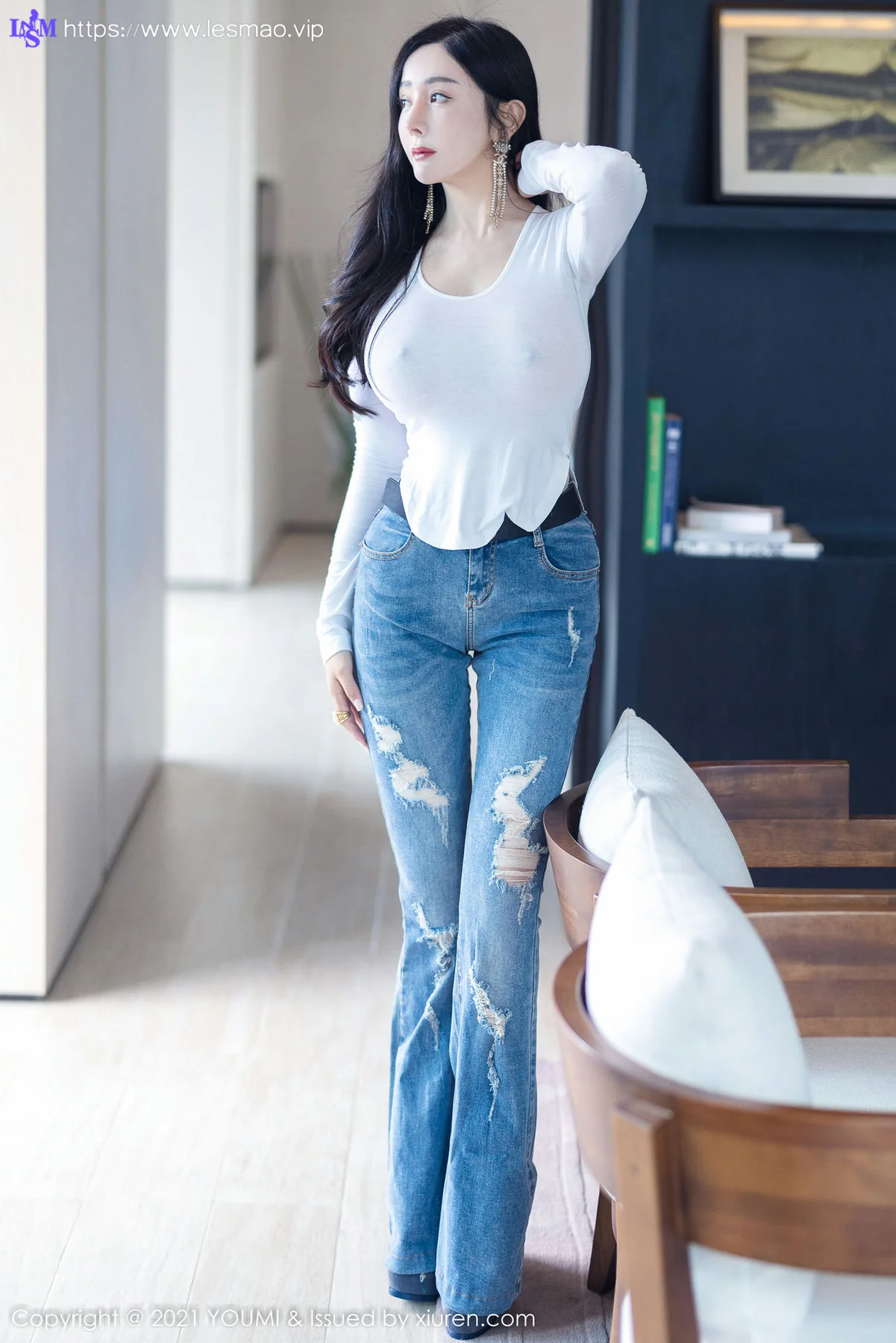 YOUMI 尤蜜荟 Vol.726 巨乳婀娜丰腴 允爾 写真发布33 - 2