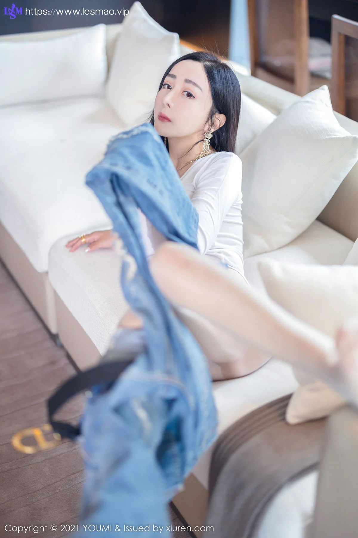 YOUMI 尤蜜荟 Vol.726 巨乳婀娜丰腴 允爾 写真发布33 - 29