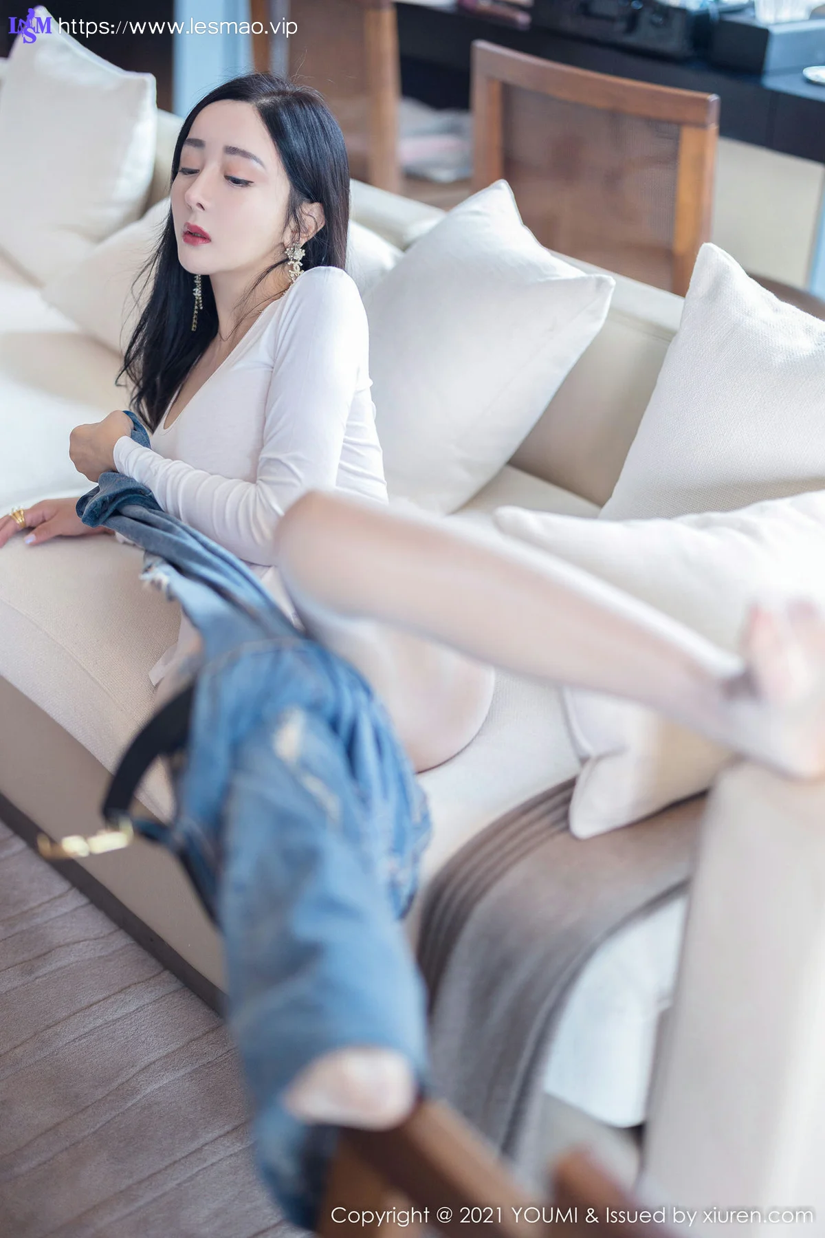 YOUMI 尤蜜荟 Vol.726 巨乳婀娜丰腴 允爾 写真发布33 - 30