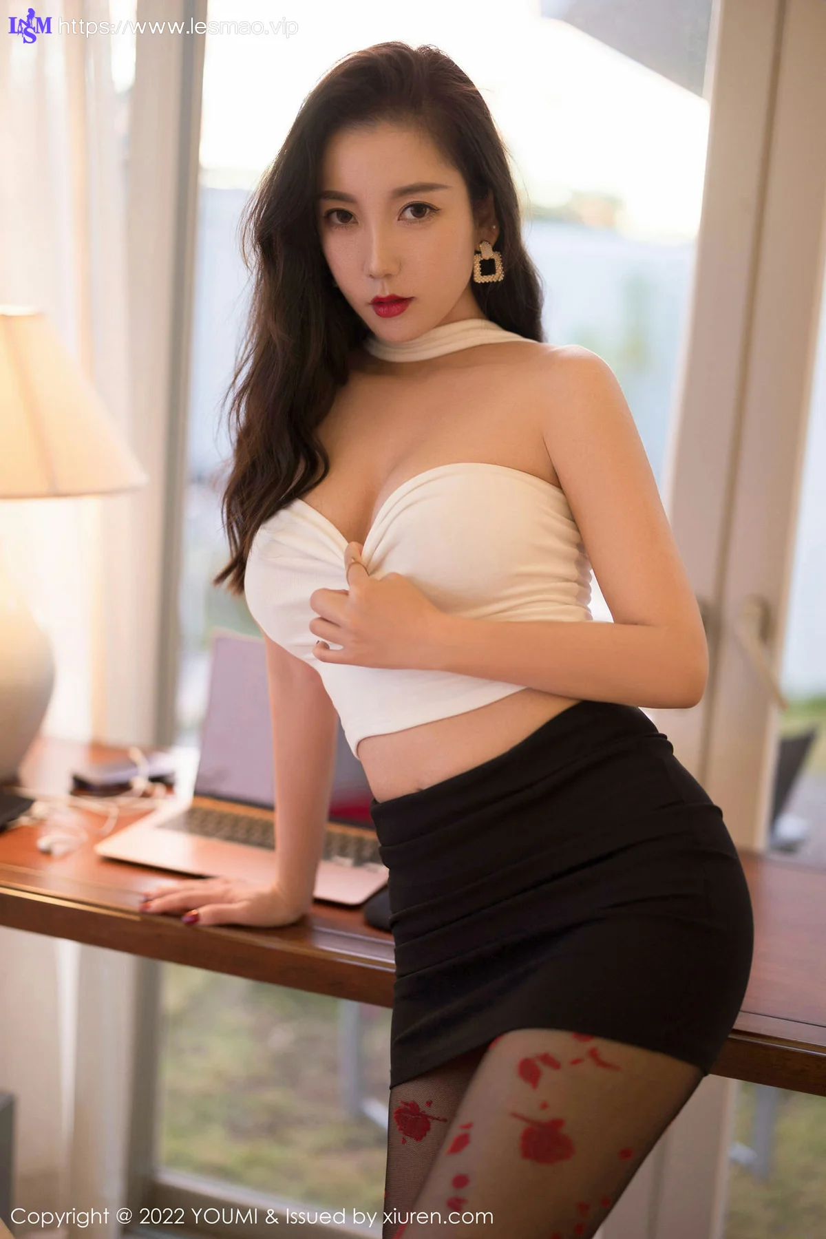 YOUMI 尤蜜荟 Vol.756 诱人黑丝 艾静香 三亚旅拍 - 5