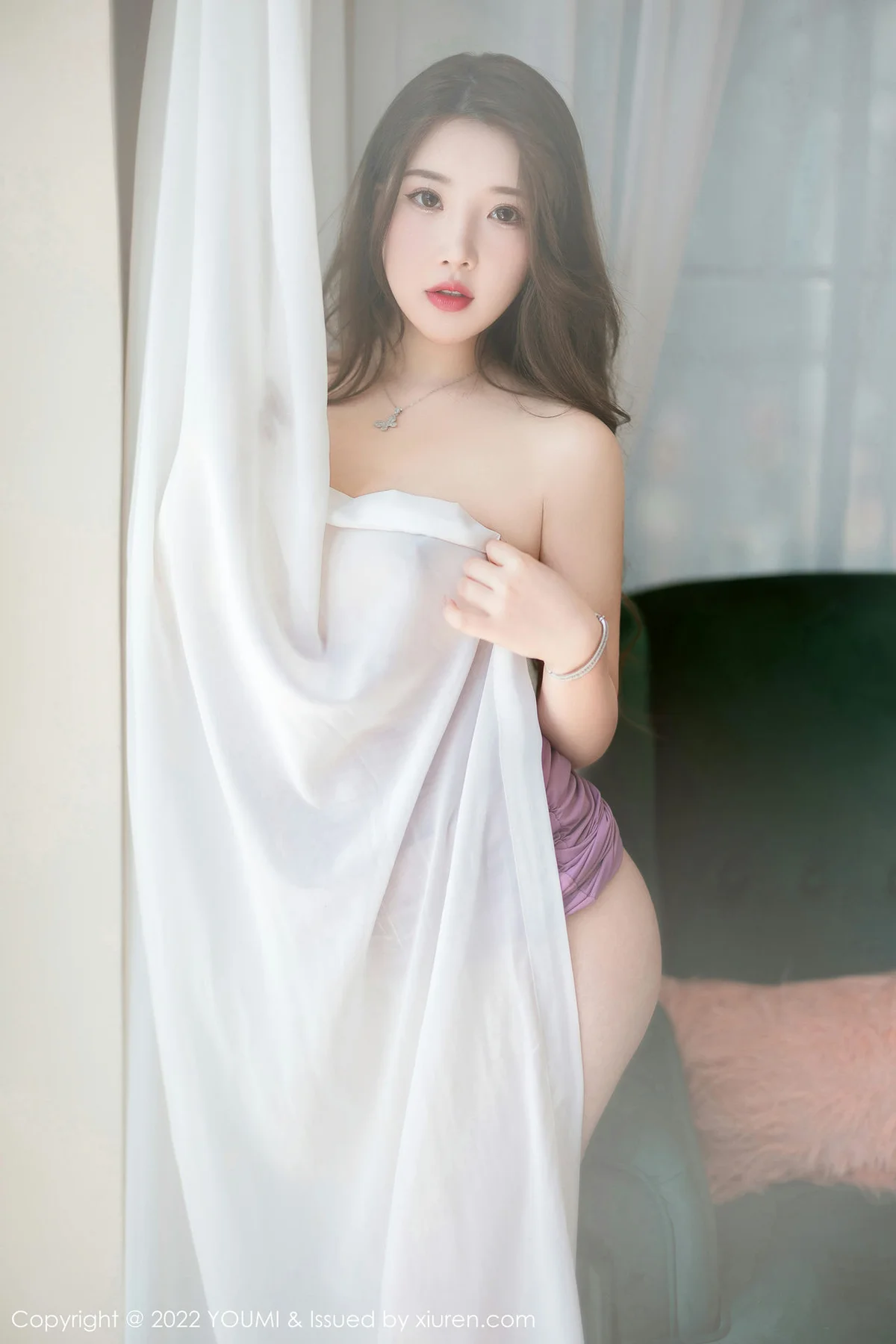 YOUMI 尤蜜荟 Vol.784 原色丝袜 小海臀Rena 大理旅拍33 - 36