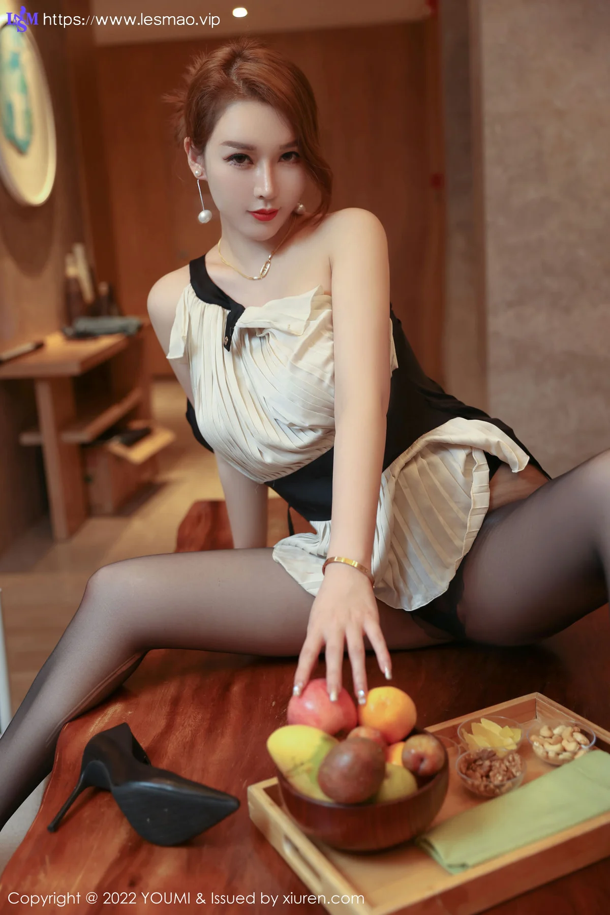 YOUMI 尤蜜荟 Vol.818 魅惑黑丝 Egg-尤妮丝Egg 海南万宁旅拍33 - 31