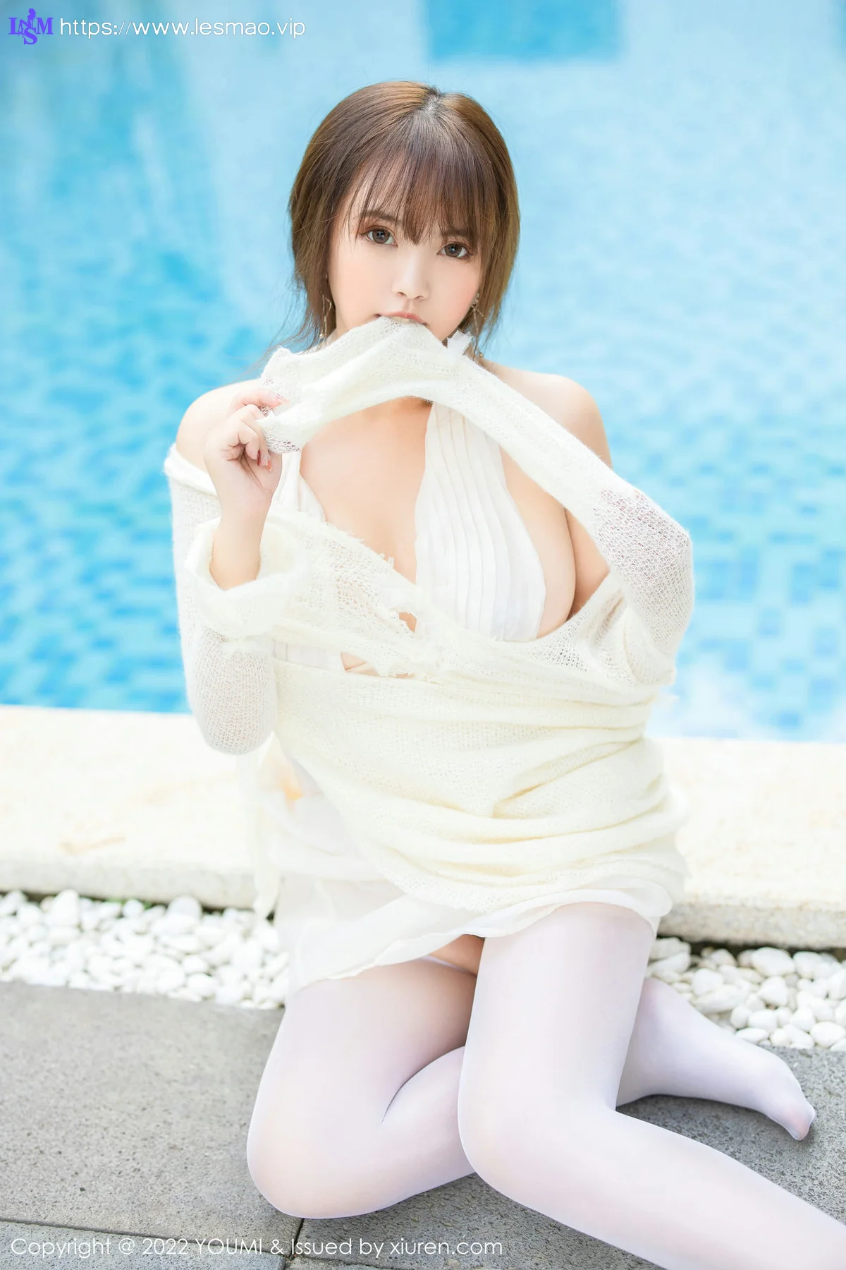 YOUMI 尤蜜荟 Vol.862  张思允Nice 泳池场景拍摄西双版纳旅拍 - 17