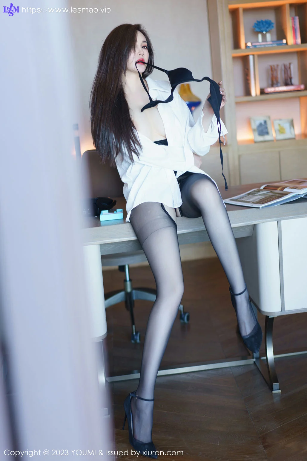 YOUMI 尤蜜荟 Vol.890 Carol周妍希 黑色短裙绝佳娇躯三亚旅拍1 - 40