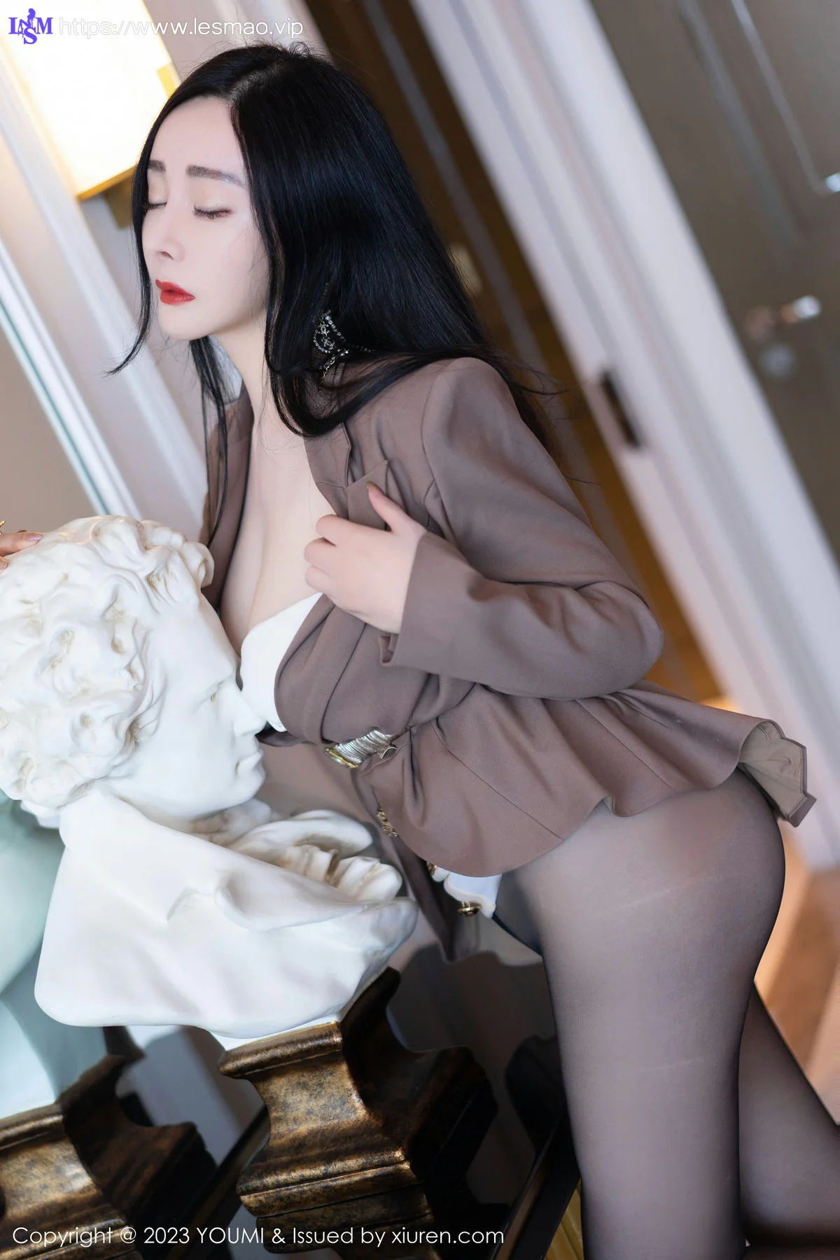 YOUMI 尤蜜荟 Vol.950 允爾 魅惑黑丝性感写真11 - 15