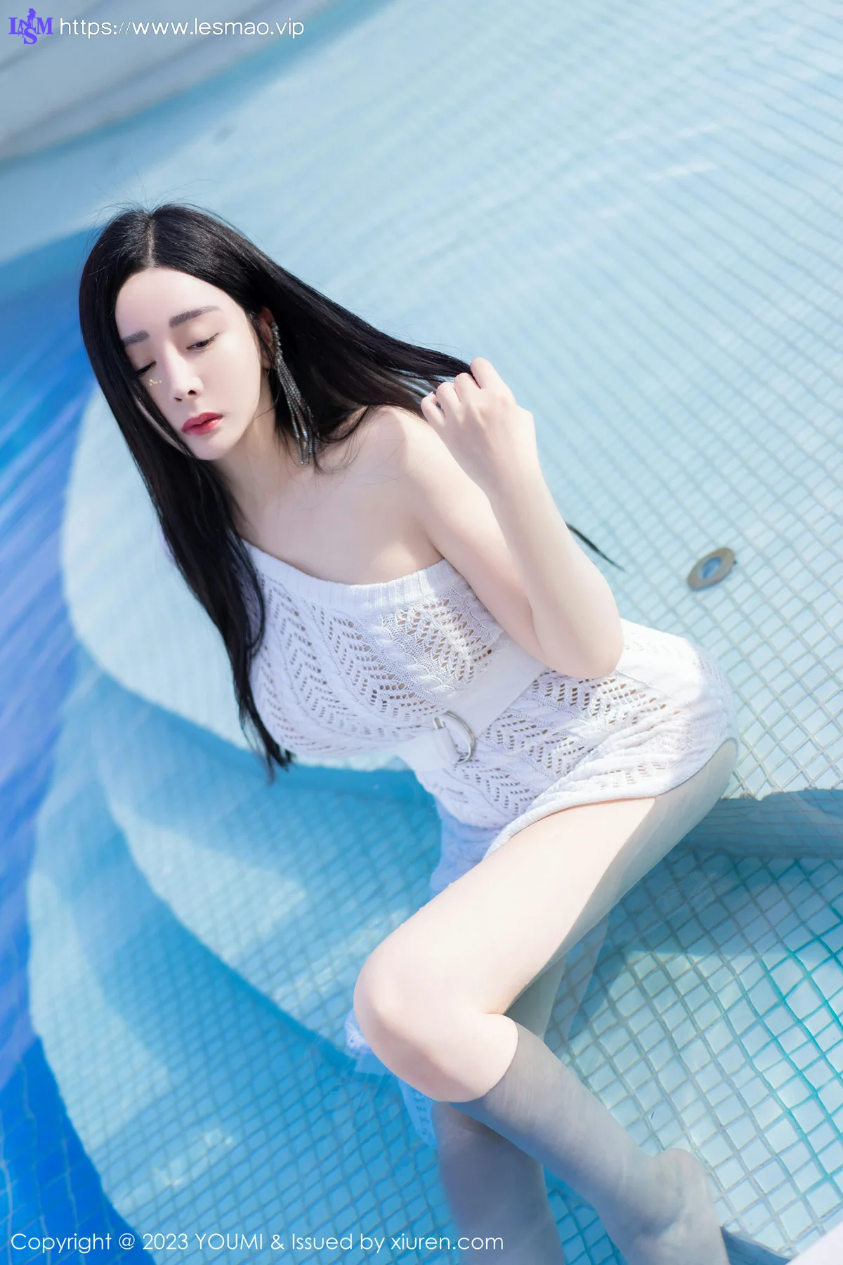 YOUMI 尤蜜荟 Vol.960 允爾 巨乳泳池拍摄性感写真333 - 12