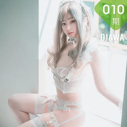 DJAWA No.010 Bambi制服乳贴写真