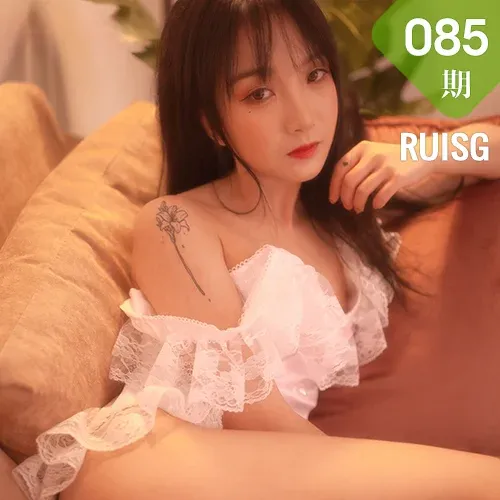 RUISG 瑞丝馆 Vol.085 新人妹子 小葡萄miki