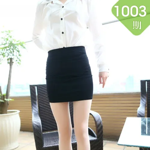 Rosi 写真 No.1003 制服诱惑