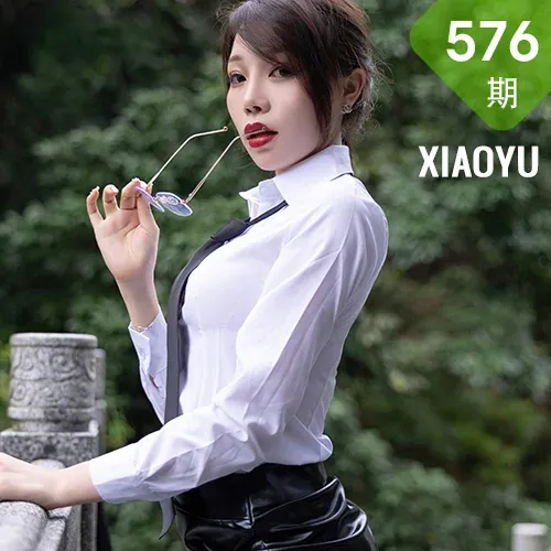 XIAOYU  语画界 Vol.576 户外山涧戏水 芝芝Booty 性感写真11